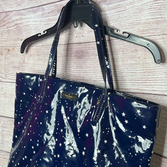 Kate Spade Daycation Night Sky Shiney Vinyl Blue Stars Tote Bag - Picture 4 of 12